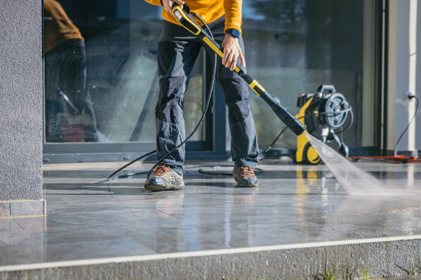 Best Garage Pressure Washing  in Johnstown, CO